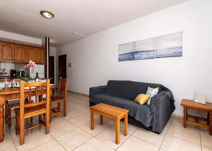 Daire Floritas 22 - One Bed Ground Floor With Pool View Playa de las Américas