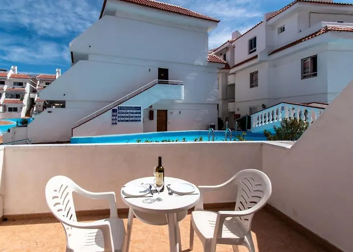 Floritas 22 - One Bed Ground Floor With Pool View Апартаменты Плая-де-лас-Америкас