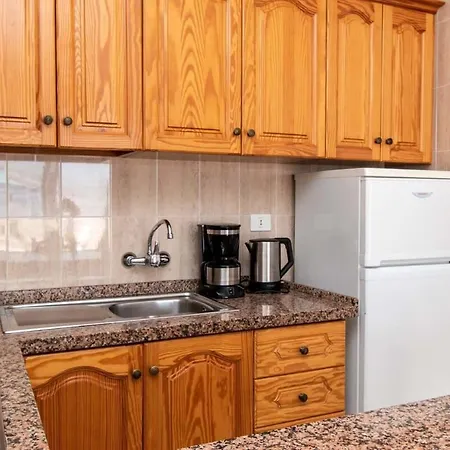 Floritas 22 - One Bed Ground Floor With Pool View