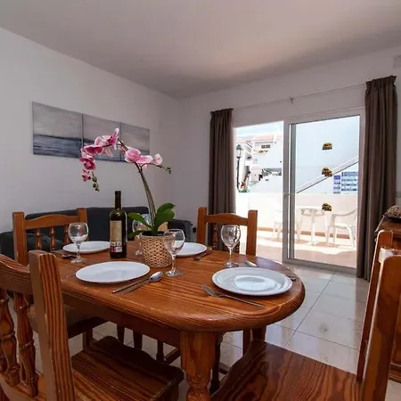 Floritas 22 - One Bed Ground Floor With Pool View * Playa de las Américas