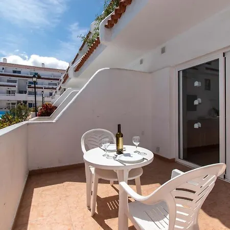 Floritas 22 - One Bed Ground Floor With Pool View